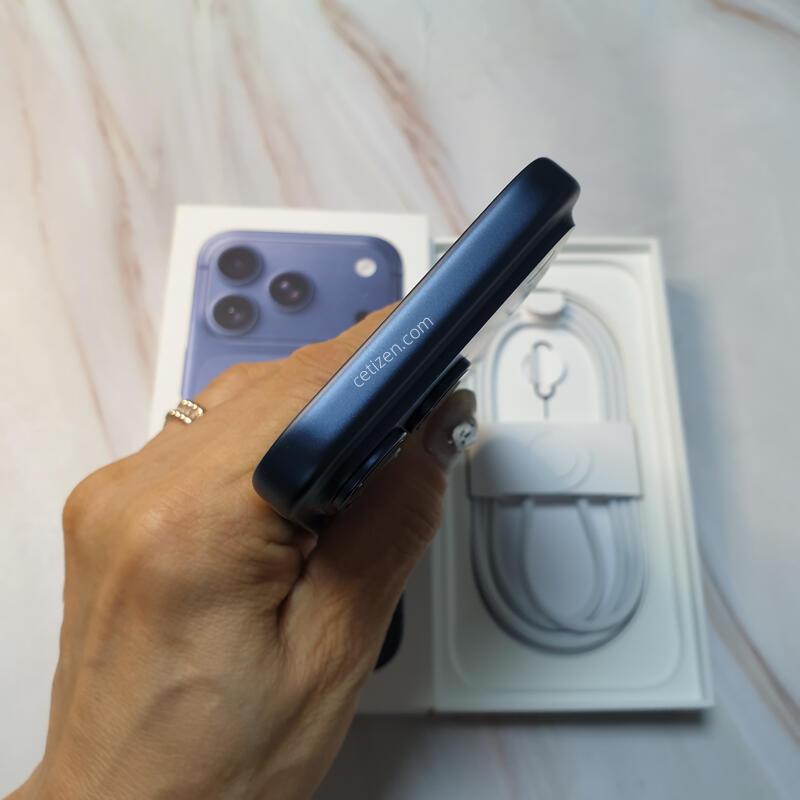 ������17���� ������ 256G ����ǰ �̻�� S�� Ǯ�ڽ� �Ǹ��մϴ�