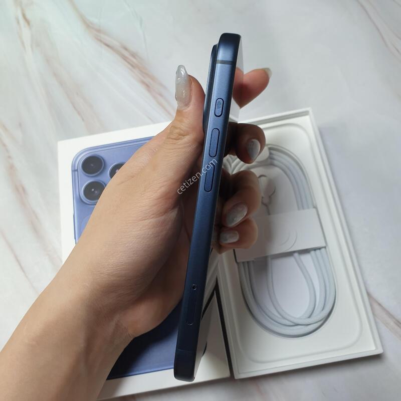 ������17���� ������ 256G ����ǰ �̻�� S�� Ǯ�ڽ� �Ǹ��մϴ�