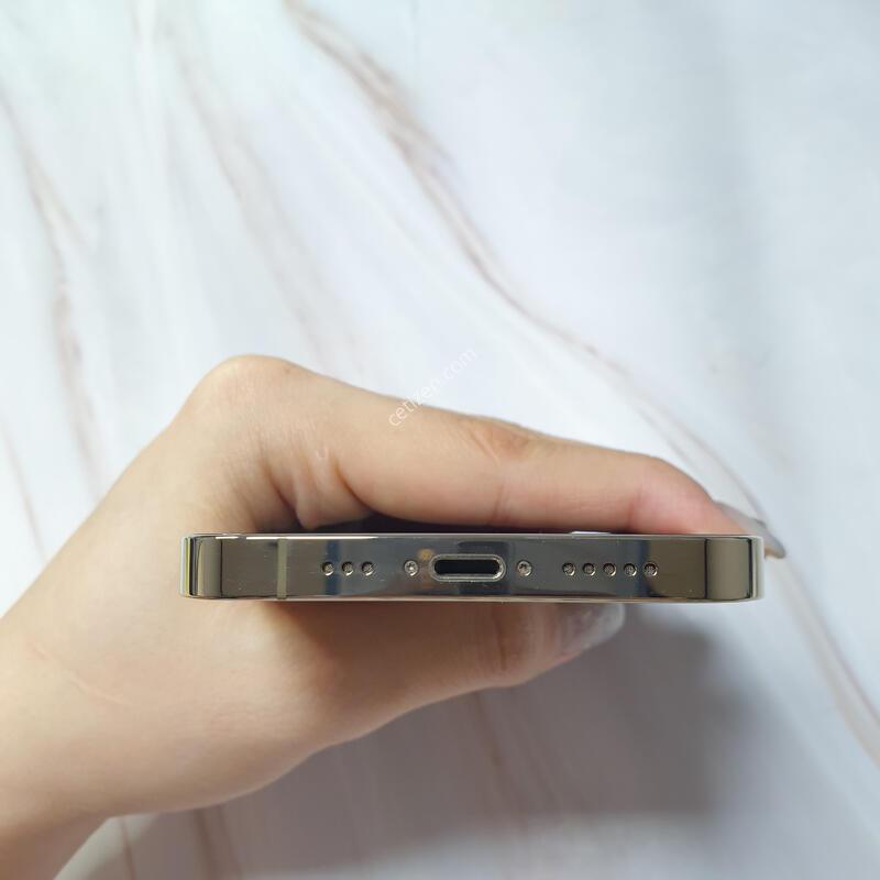������13���� ��� 128G S�� �Ǹ��մϴ�
