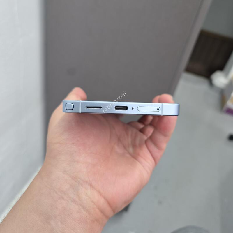 ������ S26 ��Ʈ�� ���̽����� 512G