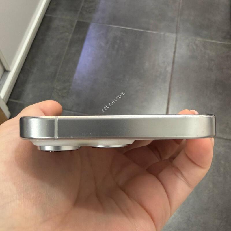 ������16���� ȭ��Ʈ 128GB/90% Y1963