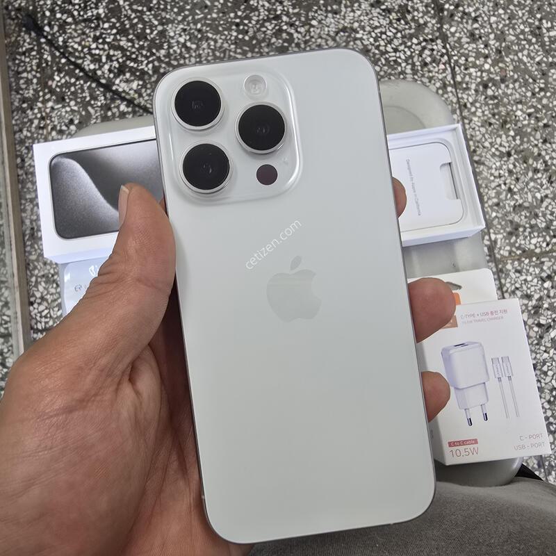 ������15���� 256G ȭ��Ʈ���� (���͸�89%) A�� ����� �˴ϴ�
