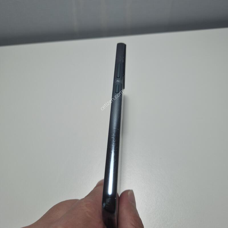 ������S22�÷��� �Ǹ��մϴ�