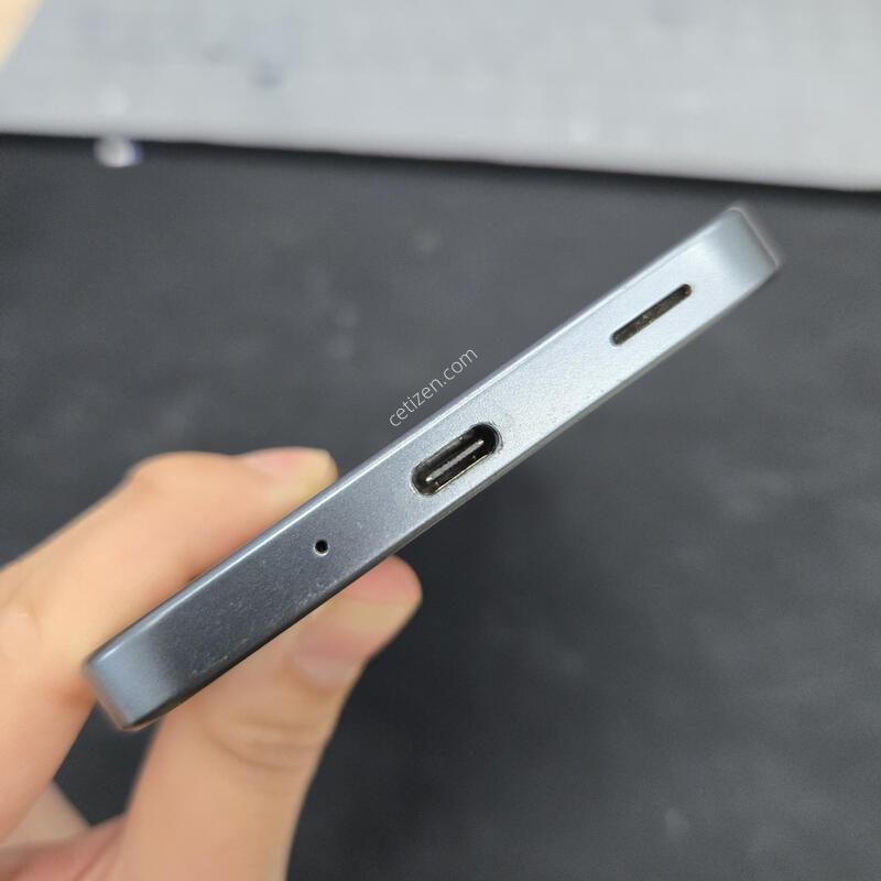 ƯAAA ������ ���̵�8 ���� 128GB SK ���ܻ� ��Ư��