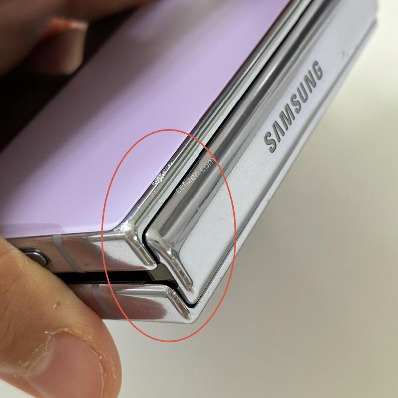 ������ �ø�4 ���̿÷� 256G ��밨 �ִ� ��ǰ���� ������ �Ǹ��մϴ�.
