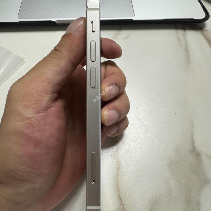 (88%)������13�̴� 128G ��Ÿ����Ʈ �Ǹ��ؿ�.