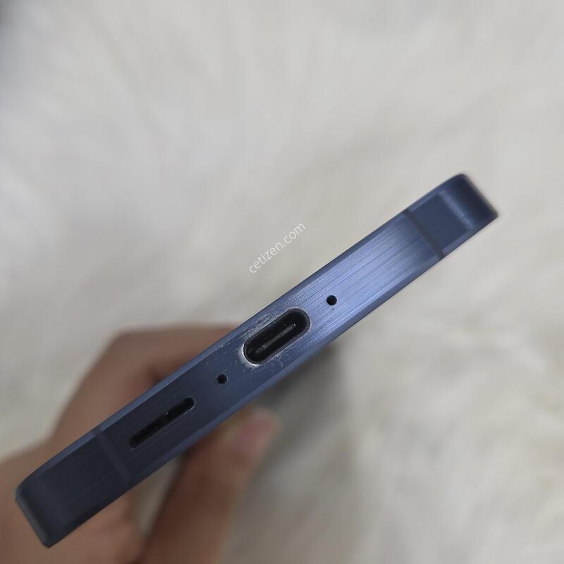 ����5 548
