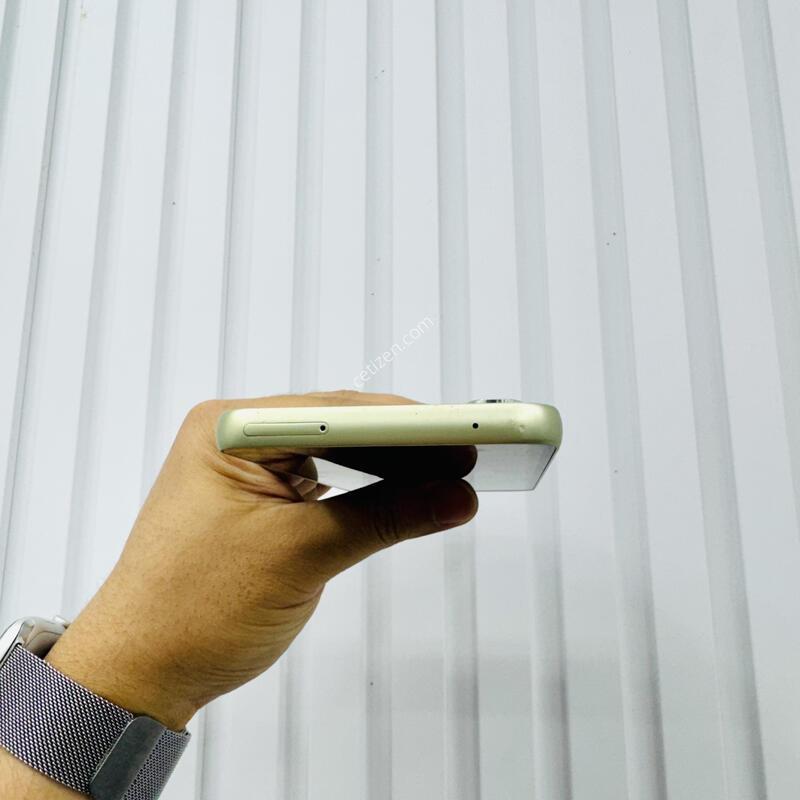 ����������4 ���� 128GB