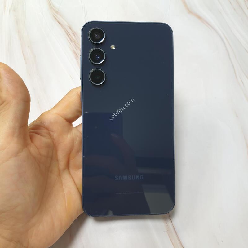 SK ������ ����5 ���̺� 128G S�� �Ǹ��մϴ�