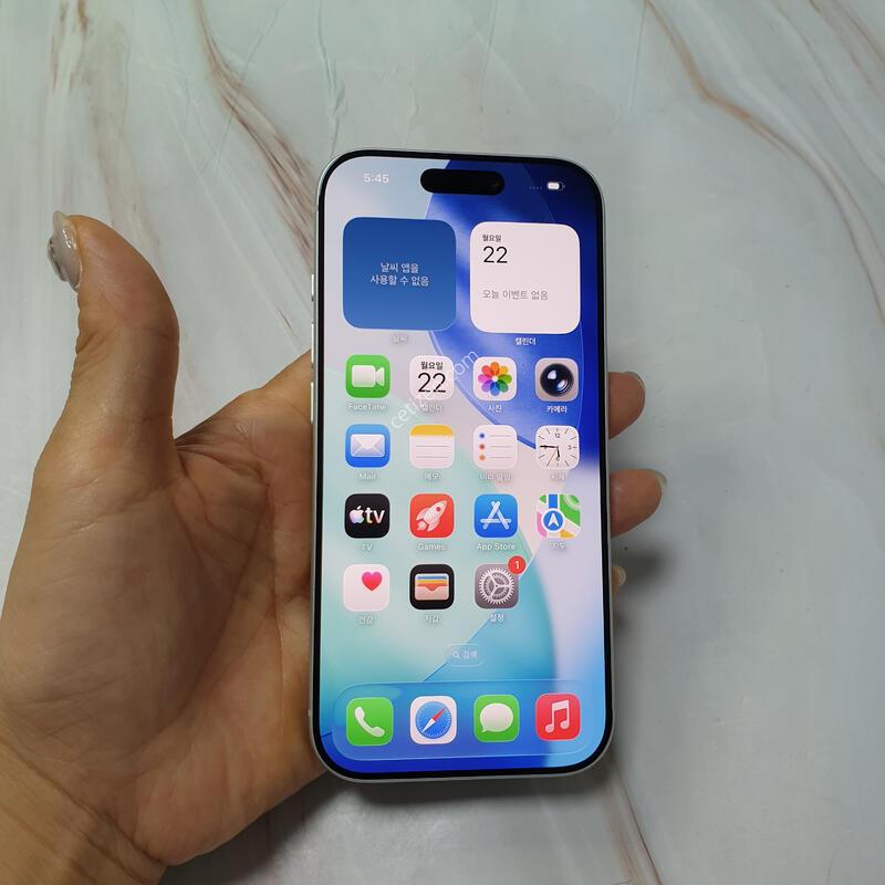 ������17���� �ǹ� 256G S�� �Ǹ��մϴ�-���͸�100%