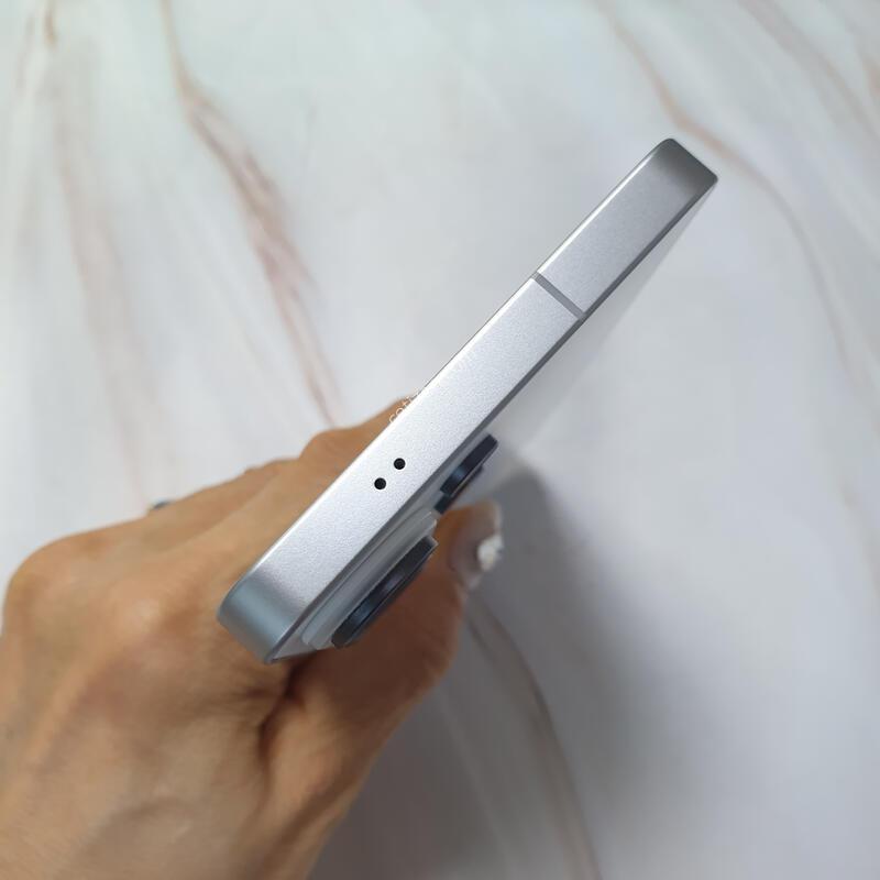 KT ������ S26��Ʈ�� ȭ��Ʈ 512G S�� �Ǹ��մϴ�