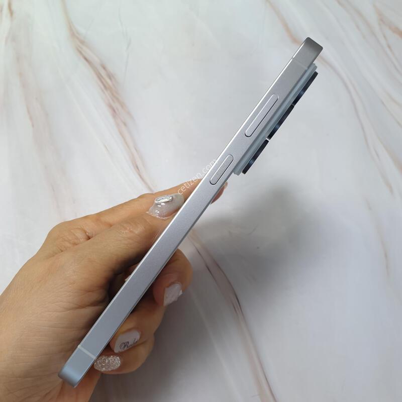 KT ������ S26��Ʈ�� ȭ��Ʈ 512G S�� �Ǹ��մϴ�