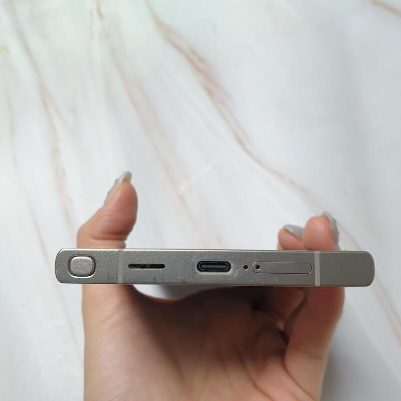 LG ������ S24��Ʈ�� ���̿÷� 256G A�� �Ǹ��մϴ�