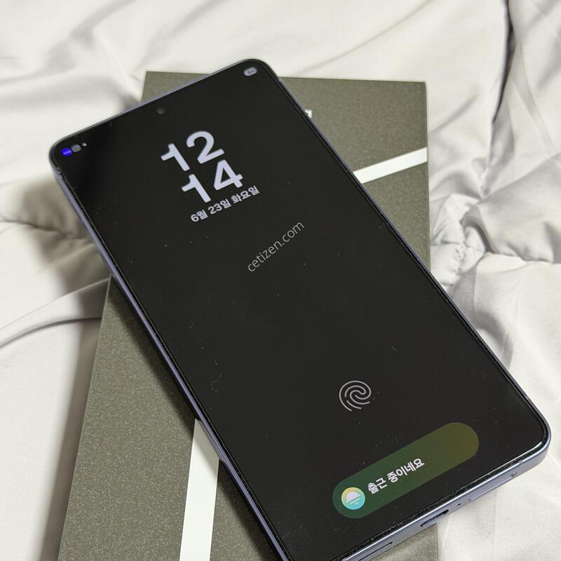 ������S26 ��Ʈ�� 512�Ⱑ �ڹ�Ʈ ���̿÷�