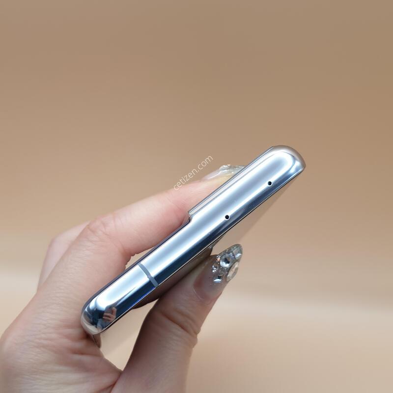 ������S21��Ʈ�� �ǹ� 256�Ⱑ S�� �Ǹ��մϴ�-G998N