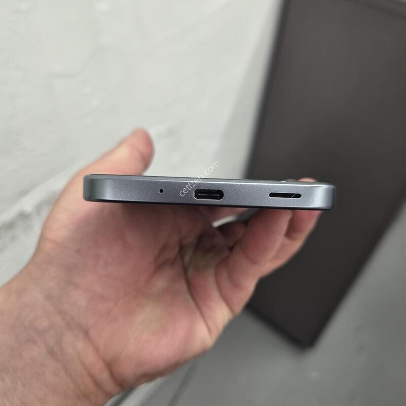 ������ A17 ���̽����� 128G