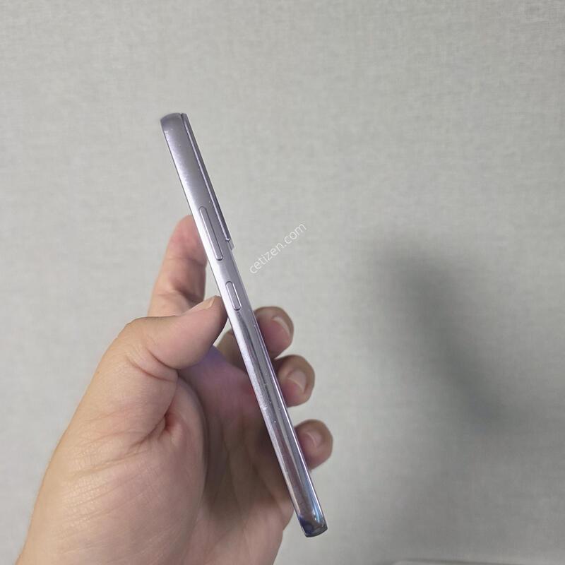 ������ S22 ���� ���̿÷� 256�Ⱑ A�� �Ⱦƿ�~
