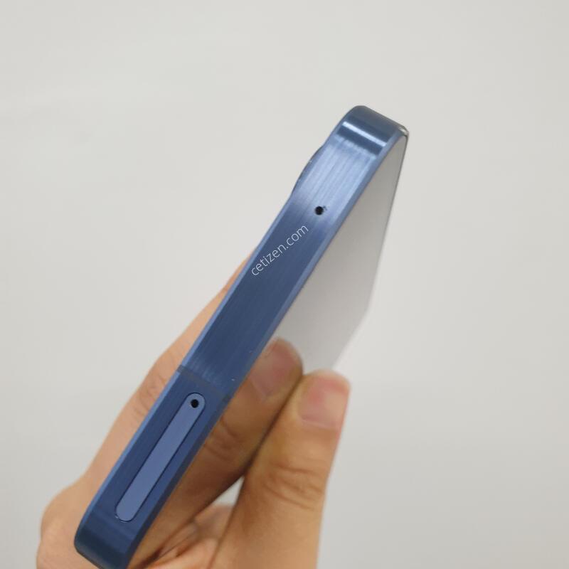 ����5 548