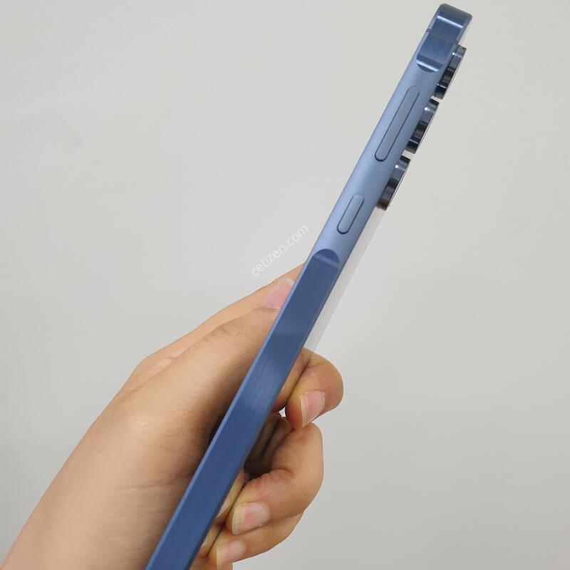 ����5 548