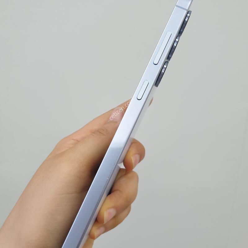 S25+ 044