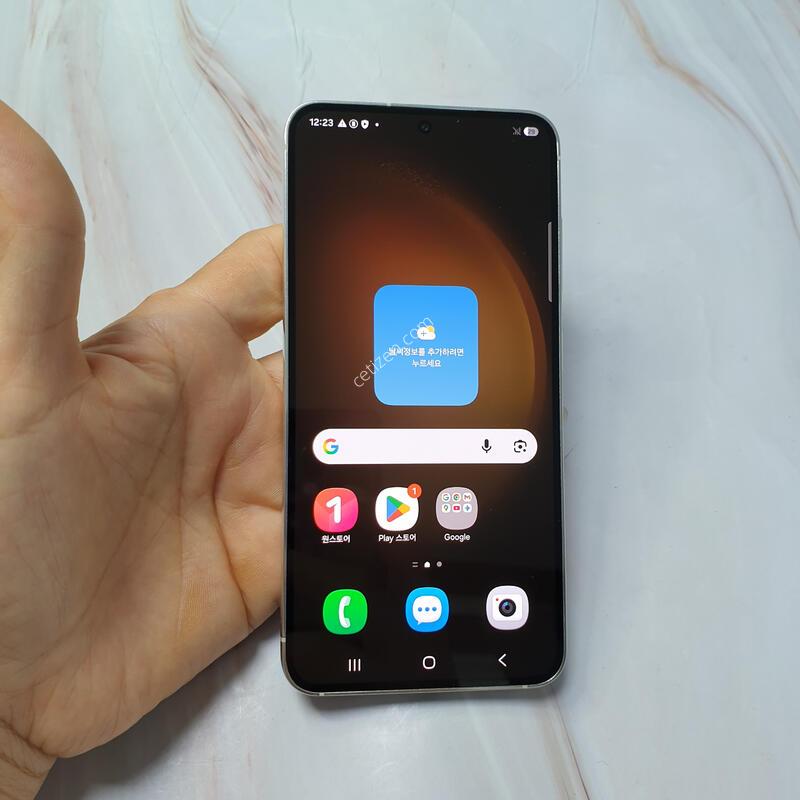 KT ������ S23 ũ�� 256G S�� �Ǹ��մϴ�