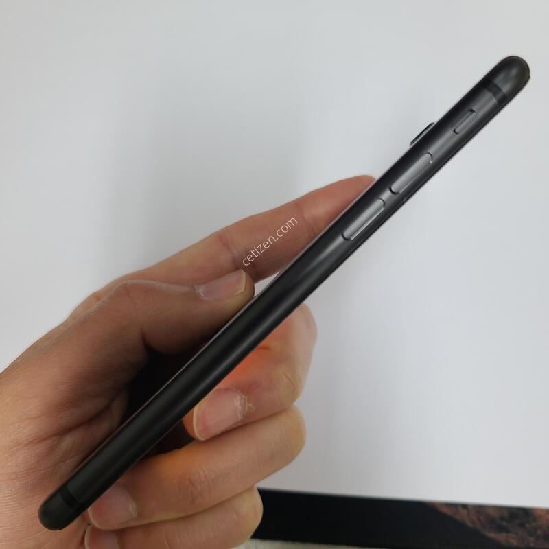 ������ 8 ���� 256G A�� ���͸�����100% 074750