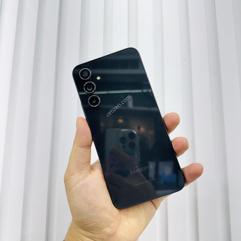 ����������4 ���� 128GB