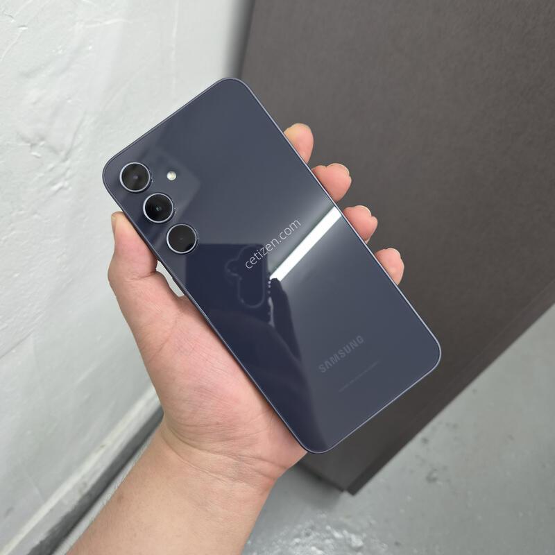������ A35 ���̺� 128G
