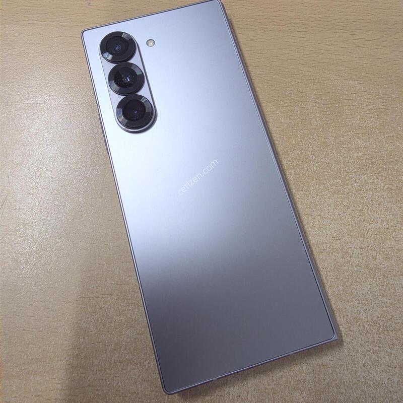 ����6 256GB