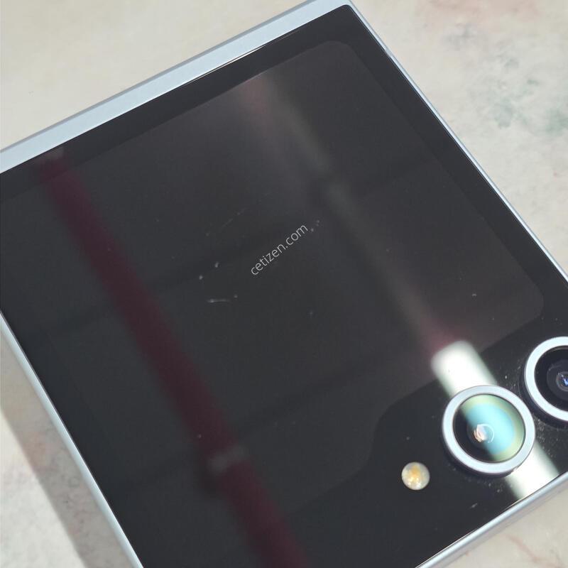 �ø�6 256GB ���� �ڱ���