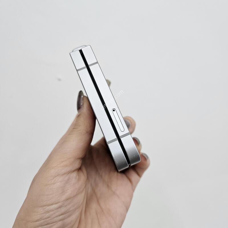 �ø�6 256G  25��2������ 35774