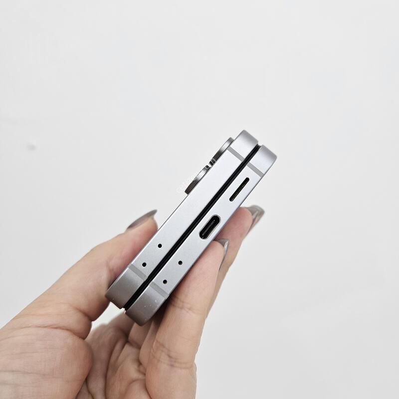 �ø�6 256G  25��2������ 35774