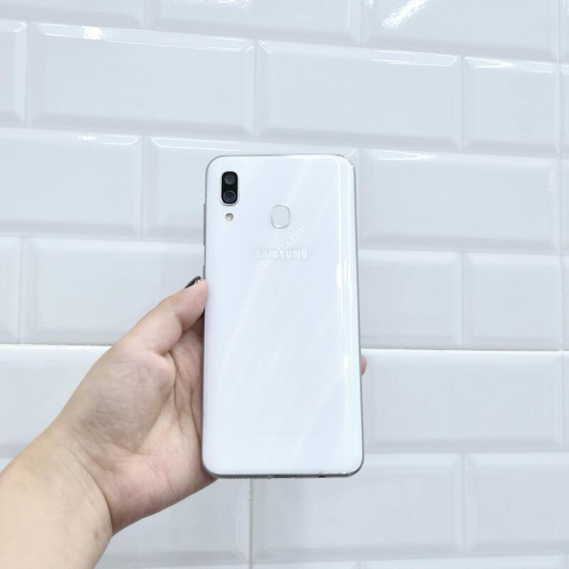 ������A30 ȭ��Ʈ 32GB