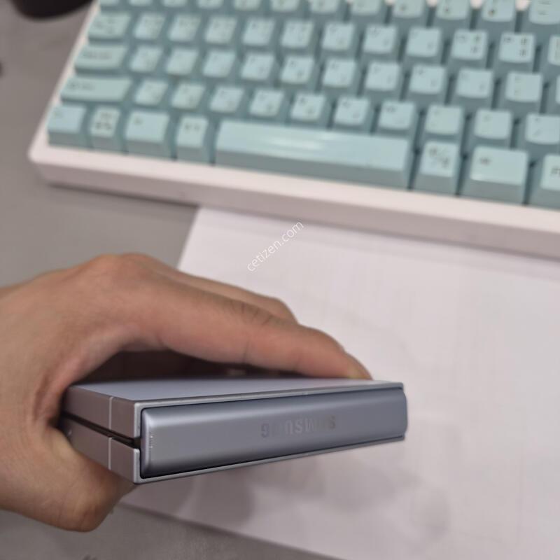 �ø�6 256GB