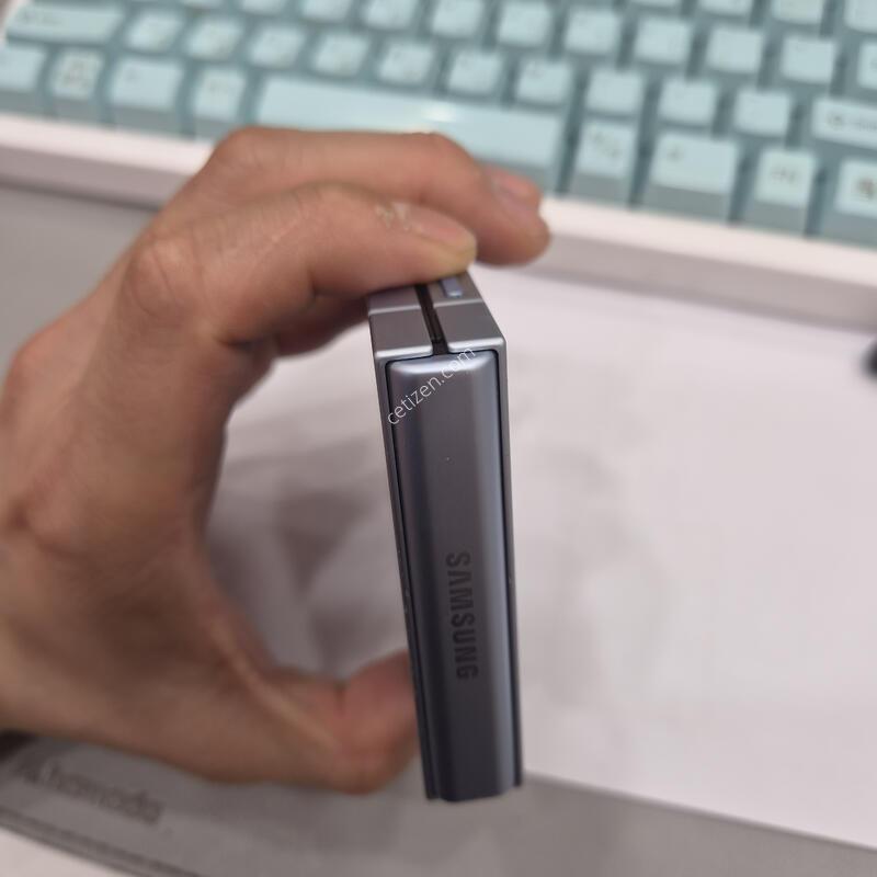 �ø�6 256GB