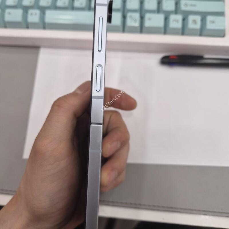 �ø�6 256GB