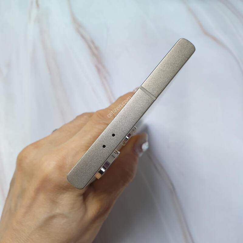 LG ������ S24��Ʈ�� ƼŸ�����ο� 256G S�� �Ǹ��մϴ�
