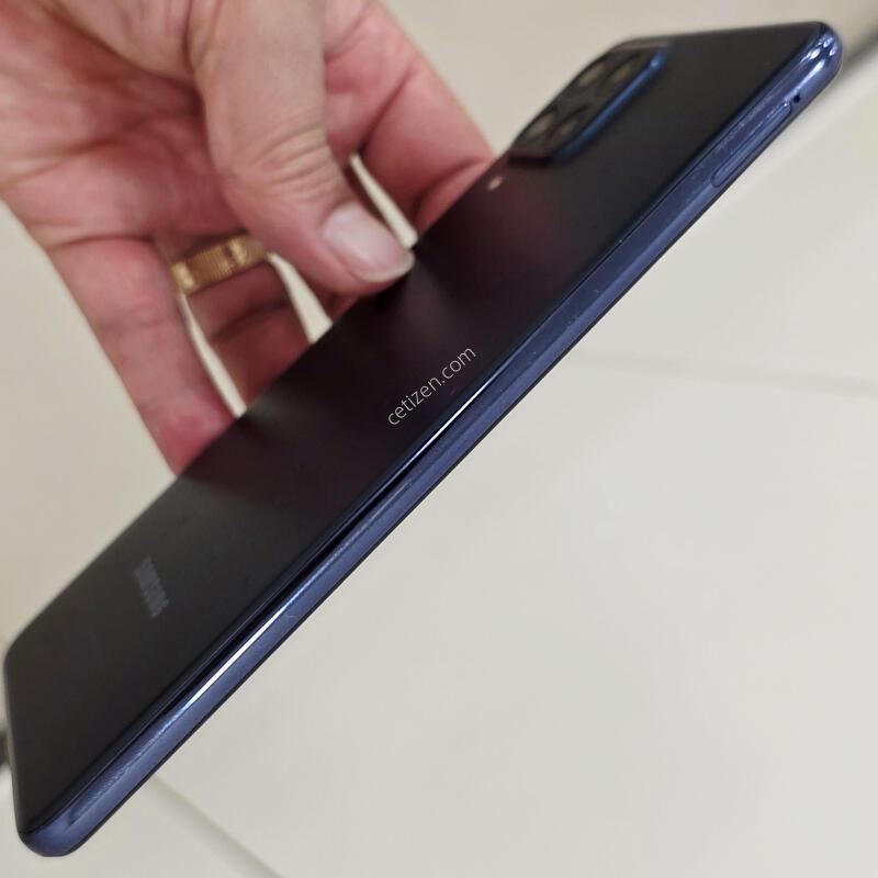 �Ｚ ������ ����3 128GB ��ũ���� ������ �� �Ǹ�