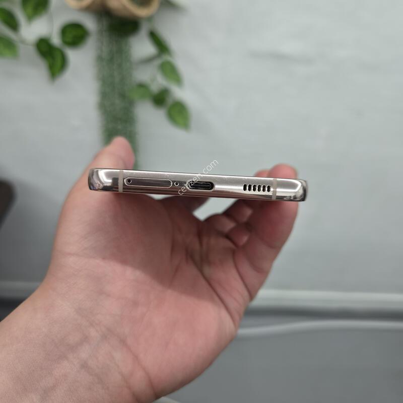 ������ S22 �÷��� �󺥴� 256G(���� S��/���̽�/�ʸ�)
