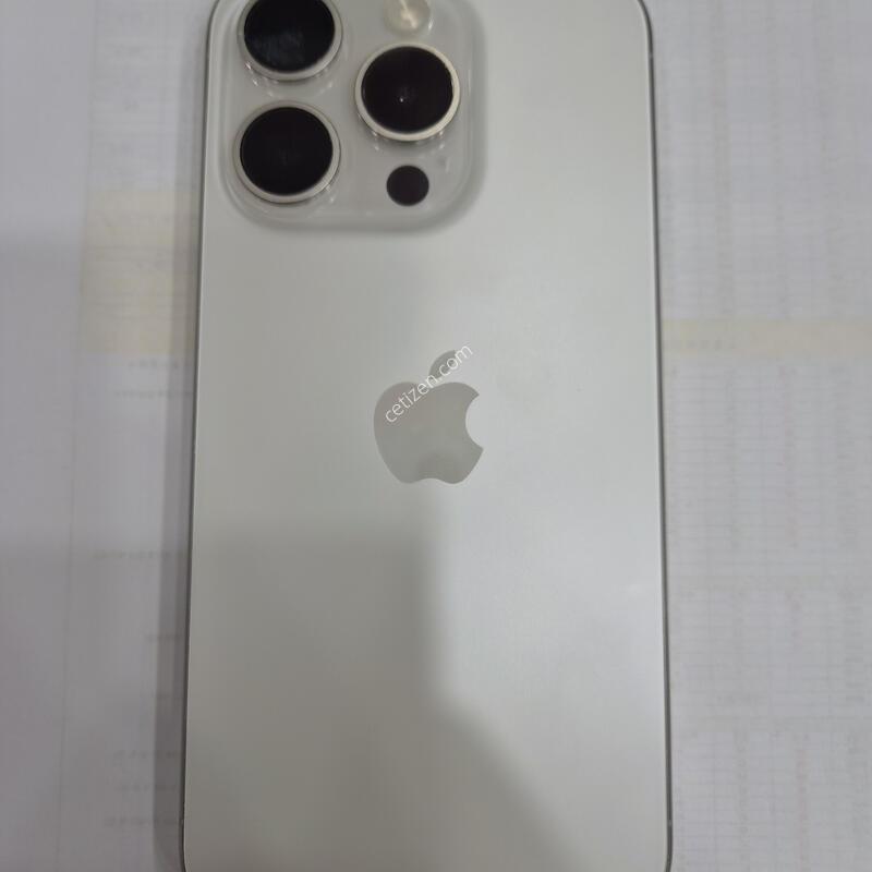 ������15PRO 256GB ȭ��Ʈ A�� �Ǹ��մϴ�.