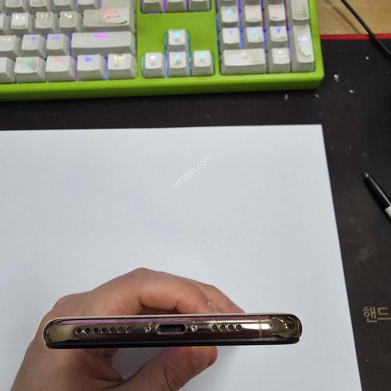 ������xsmax 256�Ⱑ �Ǹ��մϴ�.
