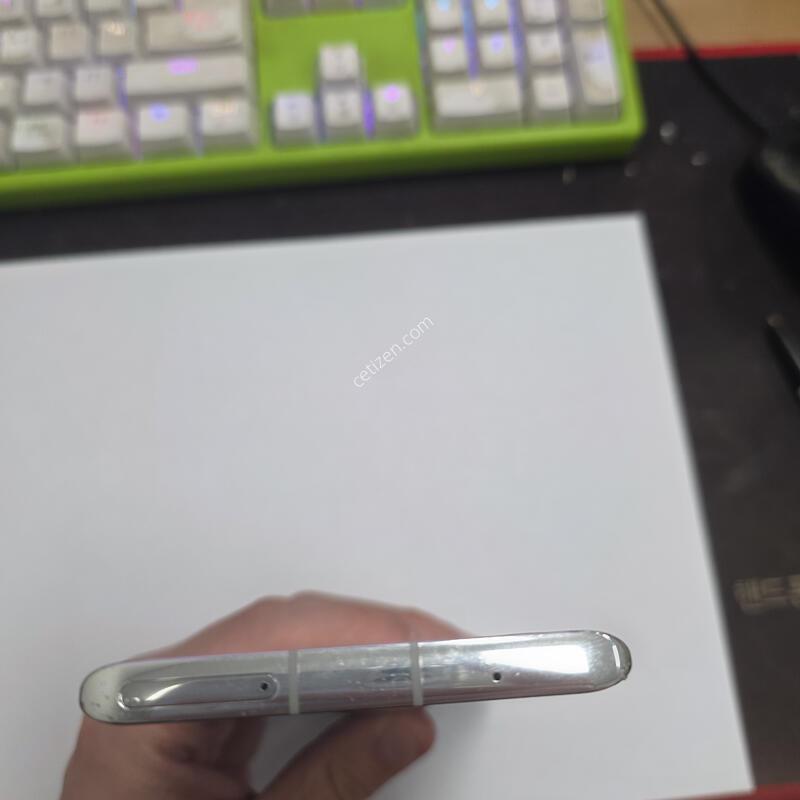 Lg ���� �Ǹ��մϴ�.