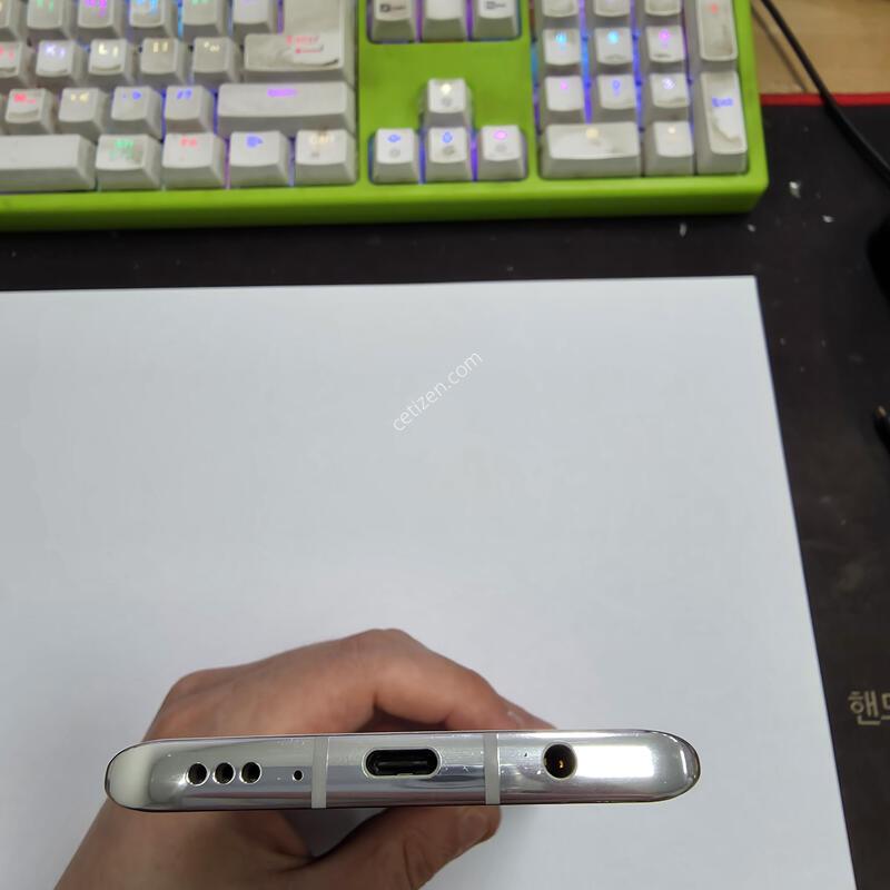 Lg ���� �Ǹ��մϴ�.