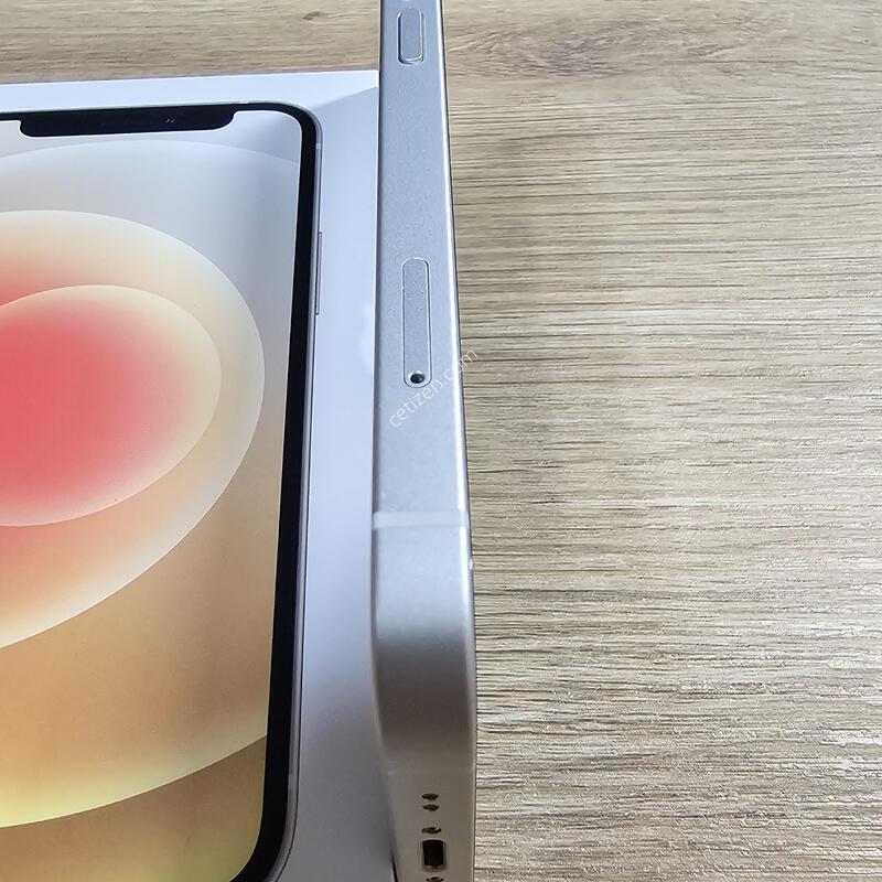 �������̴�12 128GB