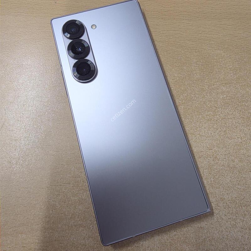 ����6 256GB