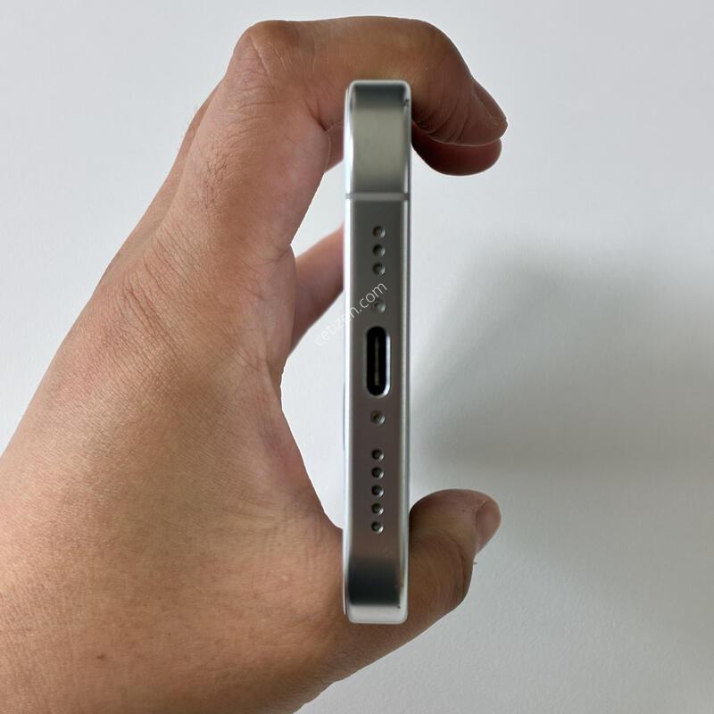 ������ 16���� ȭ��Ʈ 256G 89% ��밨 �ִ� ��ǰ ������ �Ǹ��մϴ�.