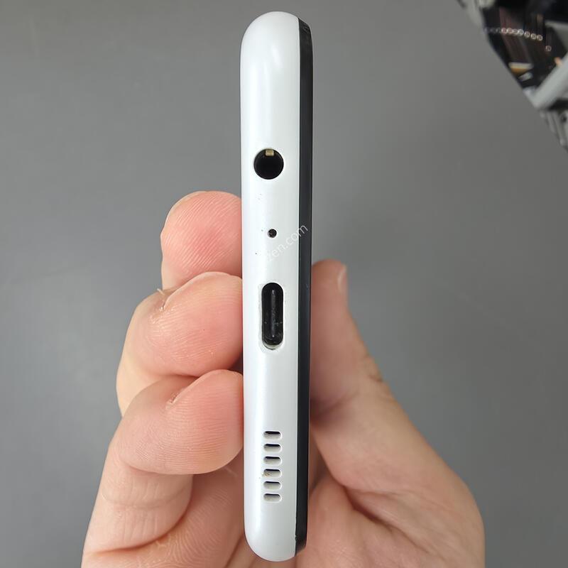 (74)�����ÿ��̵�6 128 �Ǹ��մϴ�