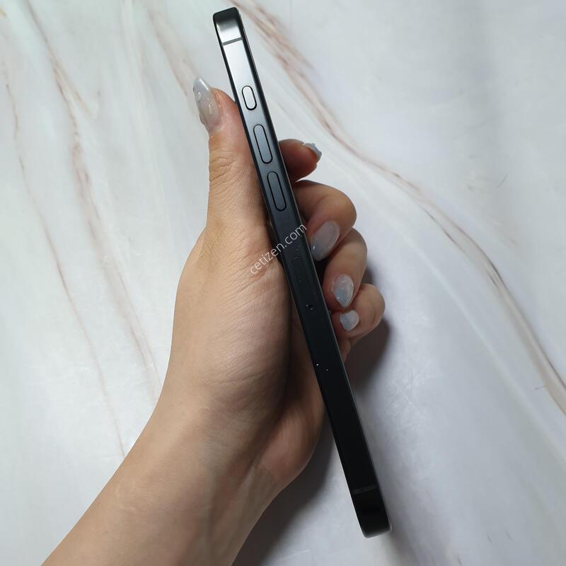 ������16���θƽ� ����ƼŸ�� 256G ������ �Ǹ��մϴ�