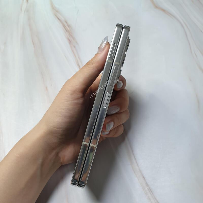 �ڱ��� ������ Z����5 5G ũ�� 512G S�� �Ǹ��մϴ�