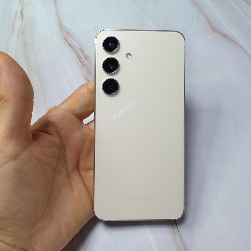KT ������ S24 ���ο� 256G S�� �Ǹ��մϴ�